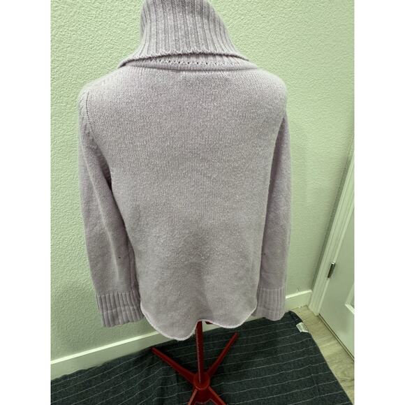 Fifth Avenue Light Purple Turtleneck 100% 2 Ply Cashmere Sweater Size Medium - Picture 2 of 6